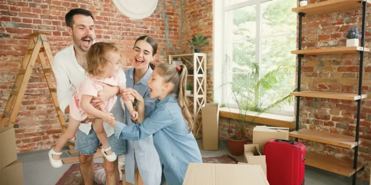nueva etapa en la vida la familia ha crecido y nos hemos mudado a una nueva residencia ya sea una casa o un apartamento