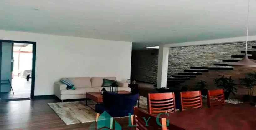 Hermosa Casa En Alquiler en Urbanización Privada de Cerro Colorado, Arequipa Hermosa Casa en Alquiler en Cerro Colorado, Arequipa - Espacios Amplios y Diseño Elegante